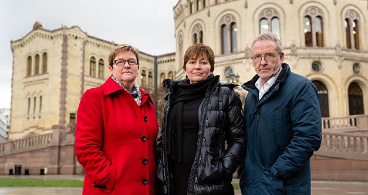 Jorunn Berland (YS), Gerd Kristiansen (LO) og Anders Folkestad (Unio)